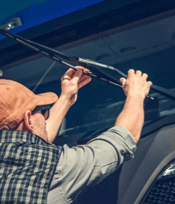 Balais essuie-glace : pièces PL et camion