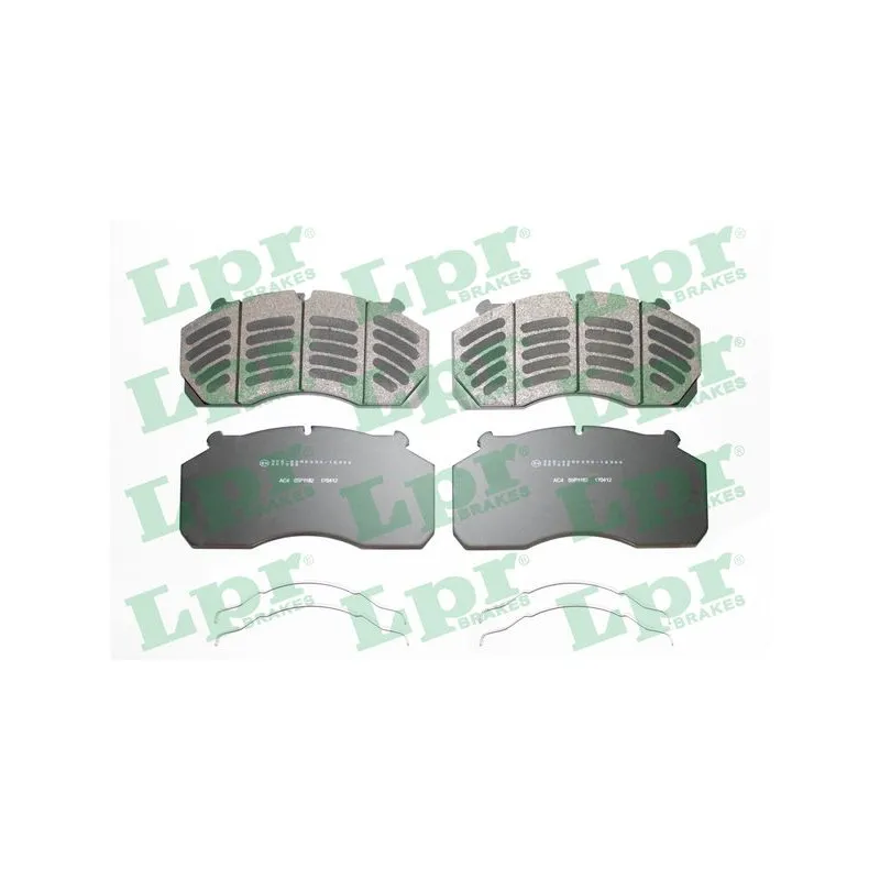 Jeu de 4 plaquettes de frein avant LPR 05P1182