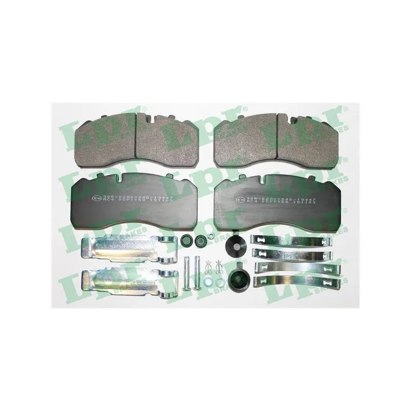 Jeu de 4 plaquettes de frein avant LPR 05P1168K