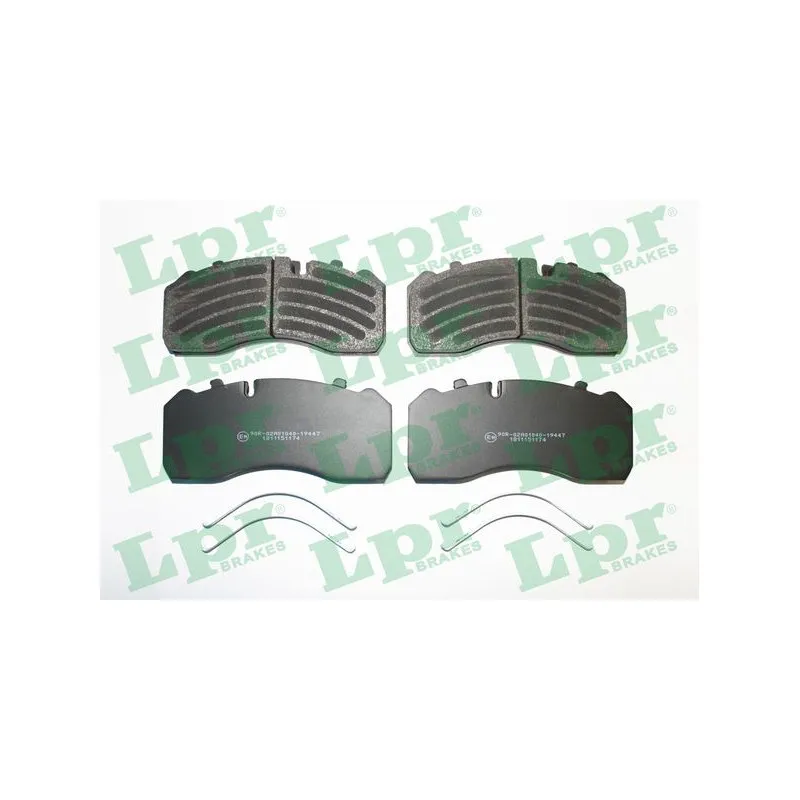 Jeu de 4 plaquettes de frein avant LPR 05P1174