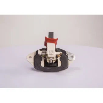 Régulateur d'alternateur BOSCH 6 033 RD0 002