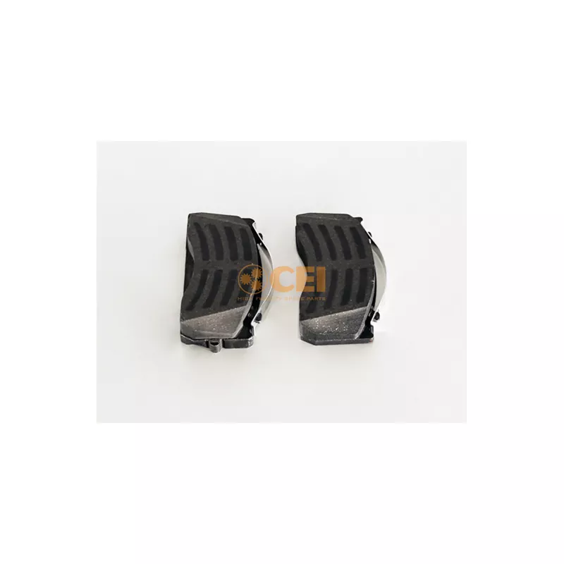 Jeu de 4 plaquettes de frein C.E.I. 584.038