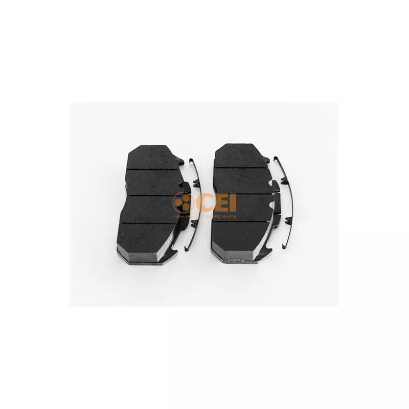 Jeu de 4 plaquettes de frein C.E.I. 584.021